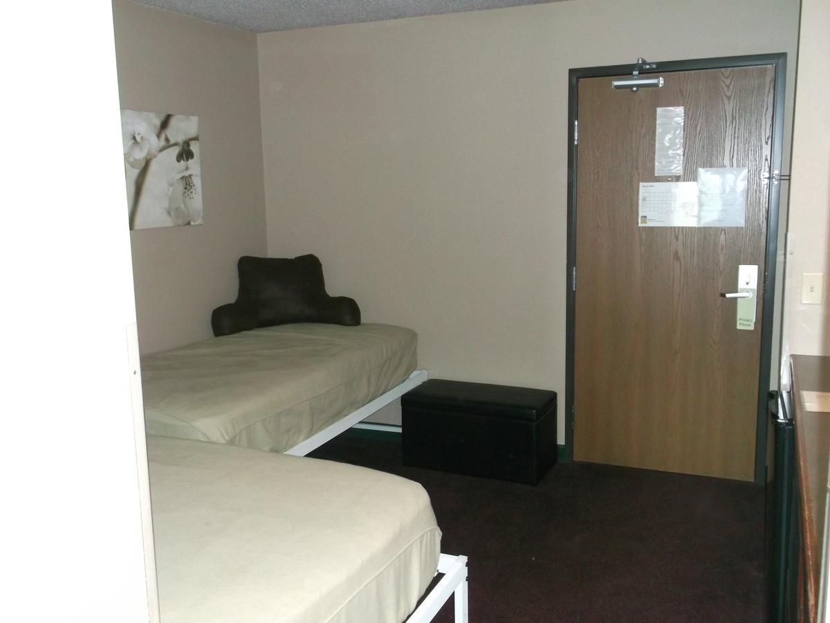 De Smet Super Deluxe Inn & Suites Esterno foto