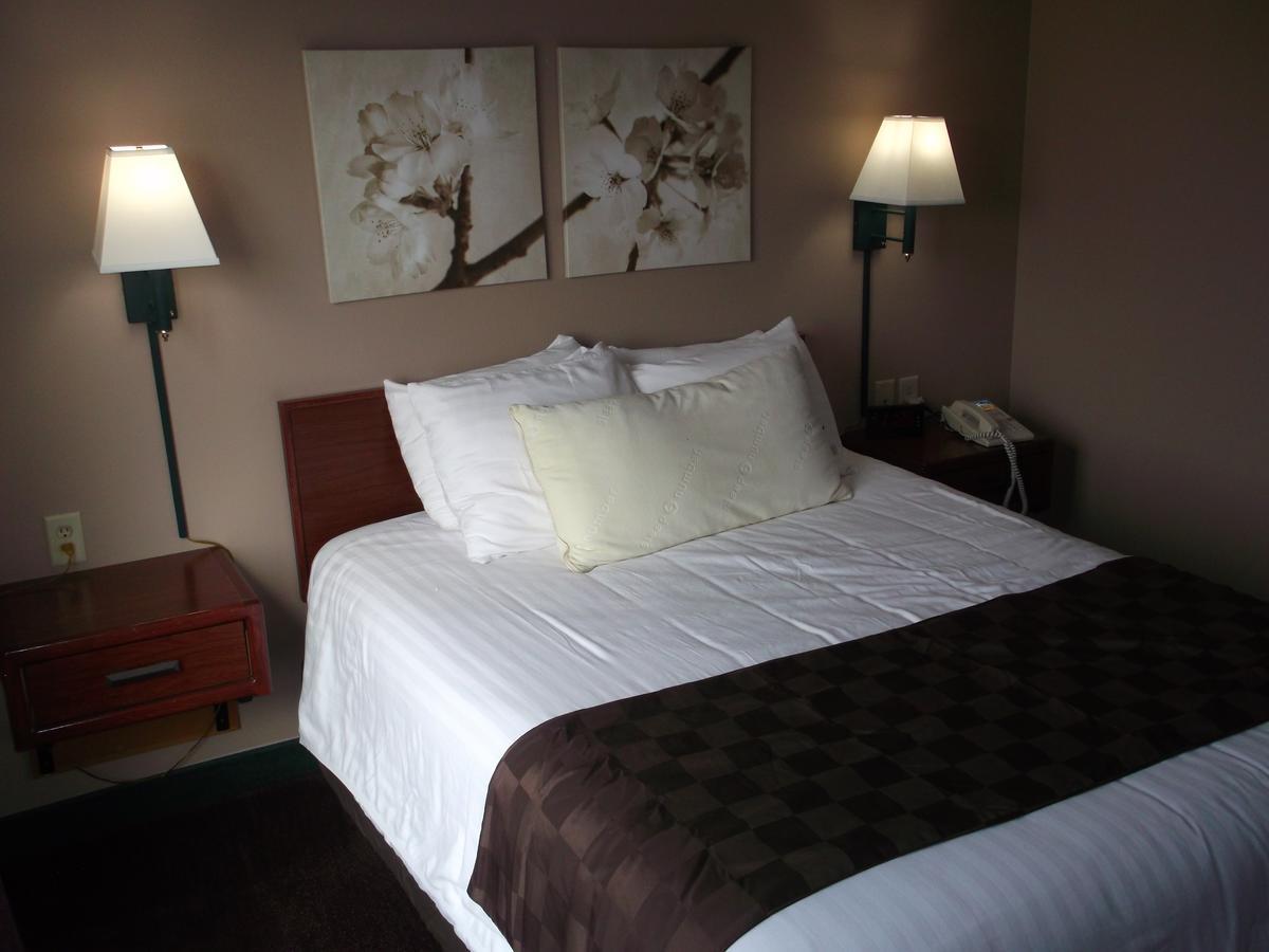 De Smet Super Deluxe Inn & Suites Esterno foto