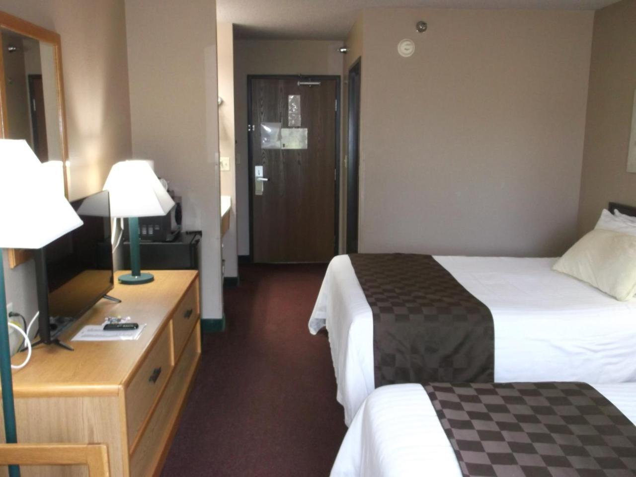 De Smet Super Deluxe Inn & Suites Esterno foto